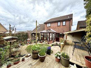 Rear- click for photo gallery